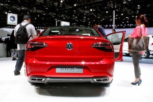 Volkswagen New Midsize Coupe (5)