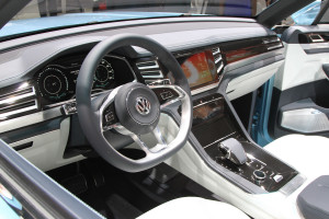 Volkswagen Cross Coupe GTE (5)
