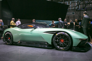 Aston Martin Vulcan (1)