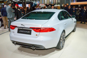 Jaguar XF (4)