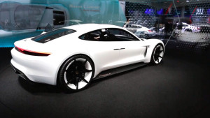 Porsche Mission E Concept IAA 2015 - 4