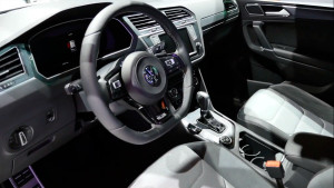 Volkswagen Tiguan IAA 2015 - 16